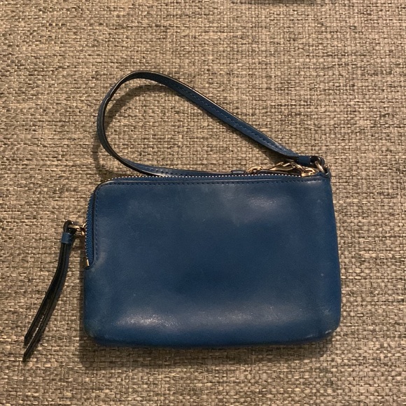 Genuine leather Coach wristlet - Picture 2 of 12